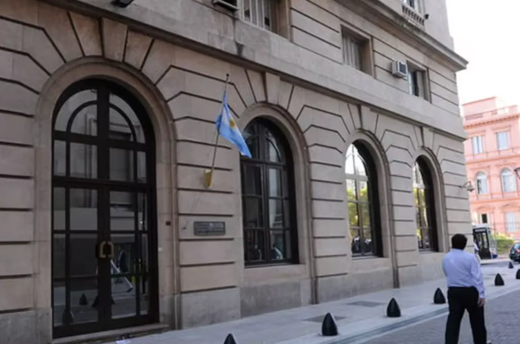 Tras cambios en la SIDE, el Gobierno aprobó una nueva Política de Inteligencia Nacional