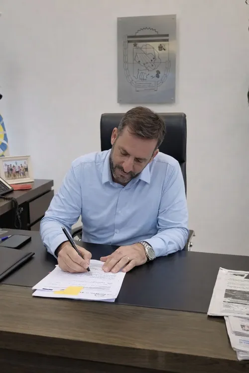 Sujarchuk presentó los primeros ocho proyectos de transformación local ante el Concejo Deliberante