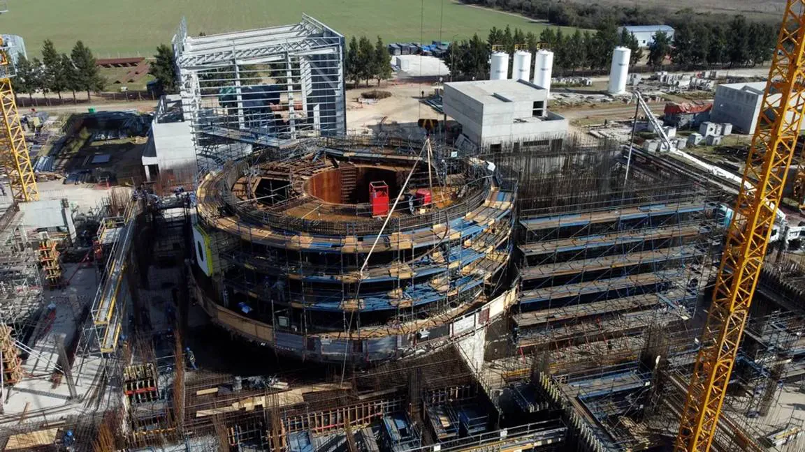 CAREM 25, reactor modular argentino en construcción en Atucha.