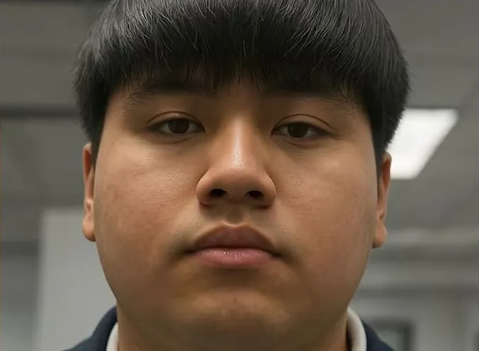 Tony Janzen Valverde Victoriano, Pequeño J