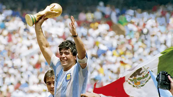 Diego Maradona.