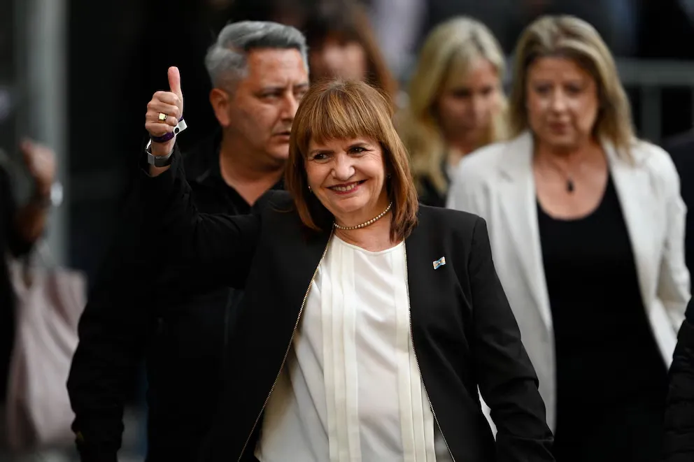 Patricia Bullrich junto a Alejandra Monteoliva