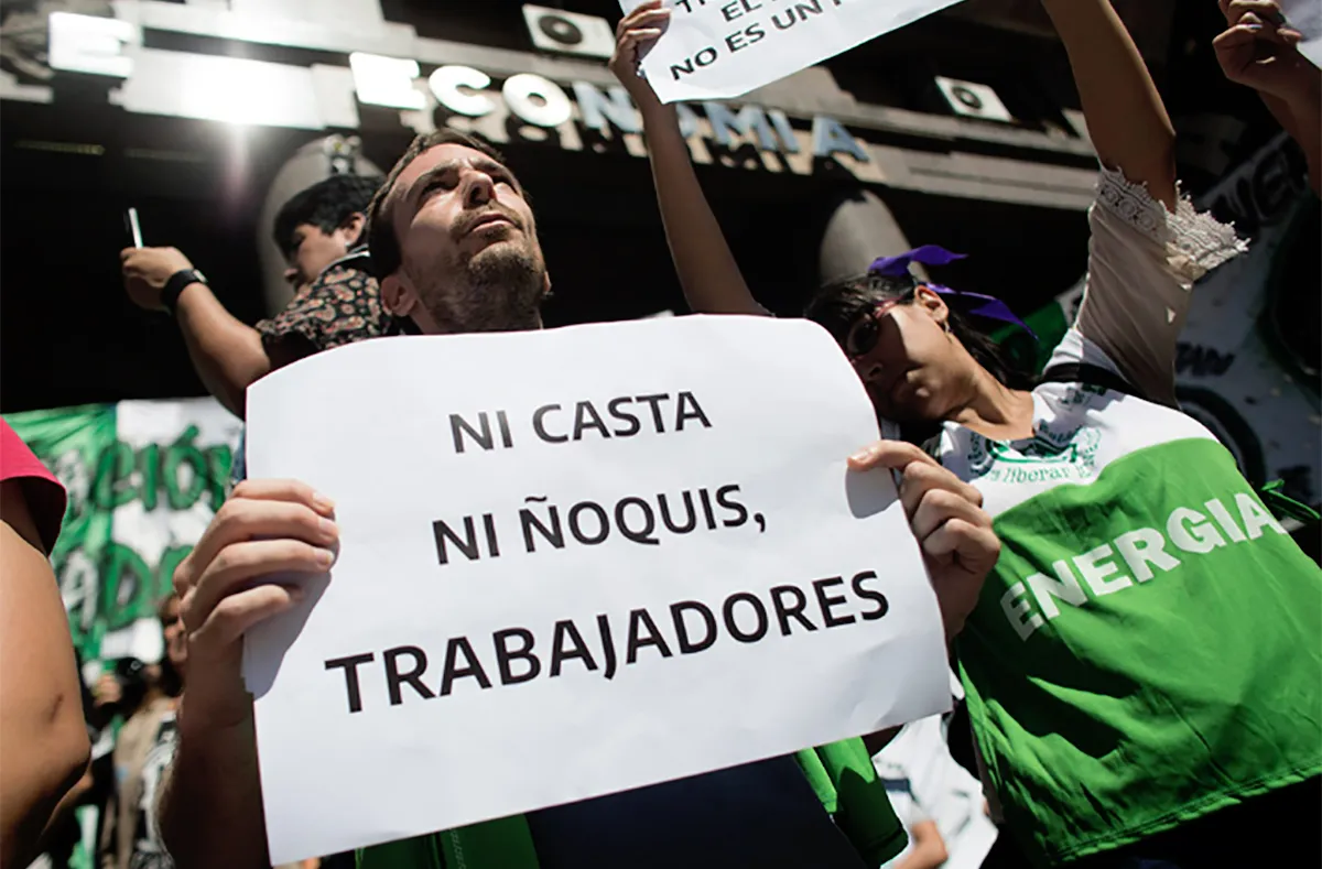 Despidos en el Estado