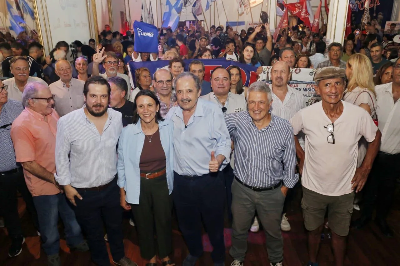 Ricardo Alfonsín y el FAD: la estrategia para frenar a Milei Ricardo Alfonsín y el FAD: la estrategia para frenar a Milei