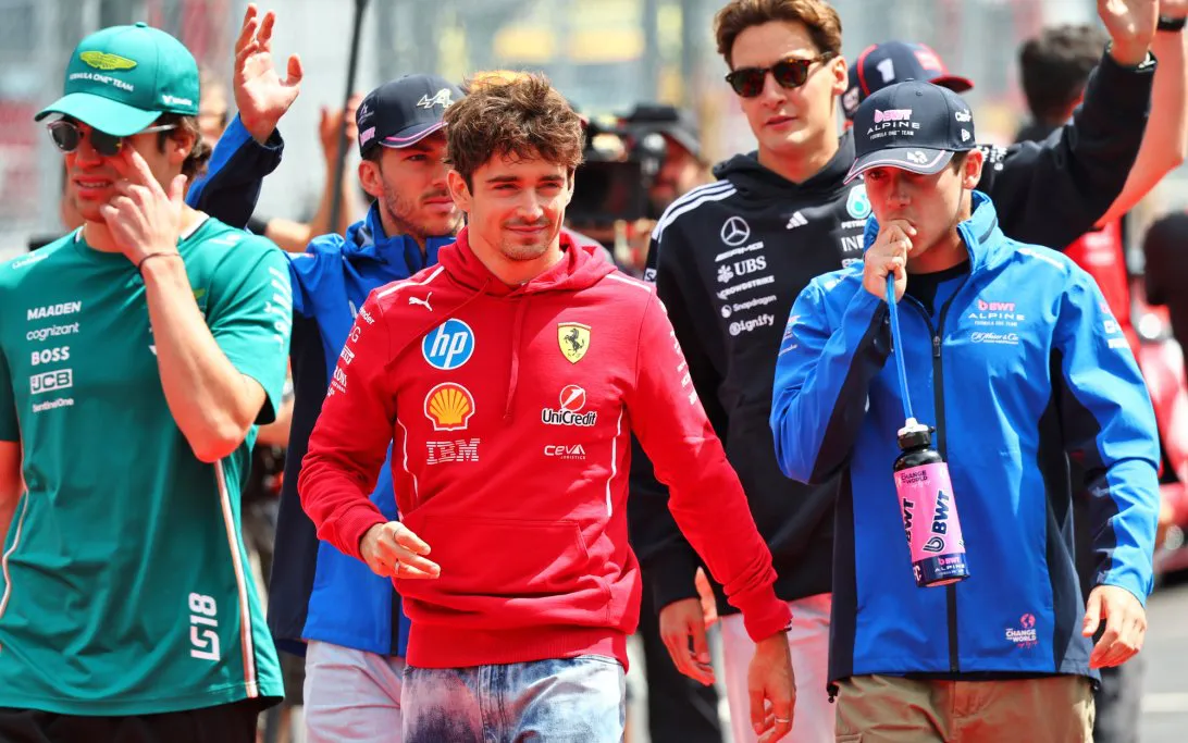 Con Hadjar, Lawson y Lindblad confirmados se completa la grilla de la Fórmula 1 para 2026