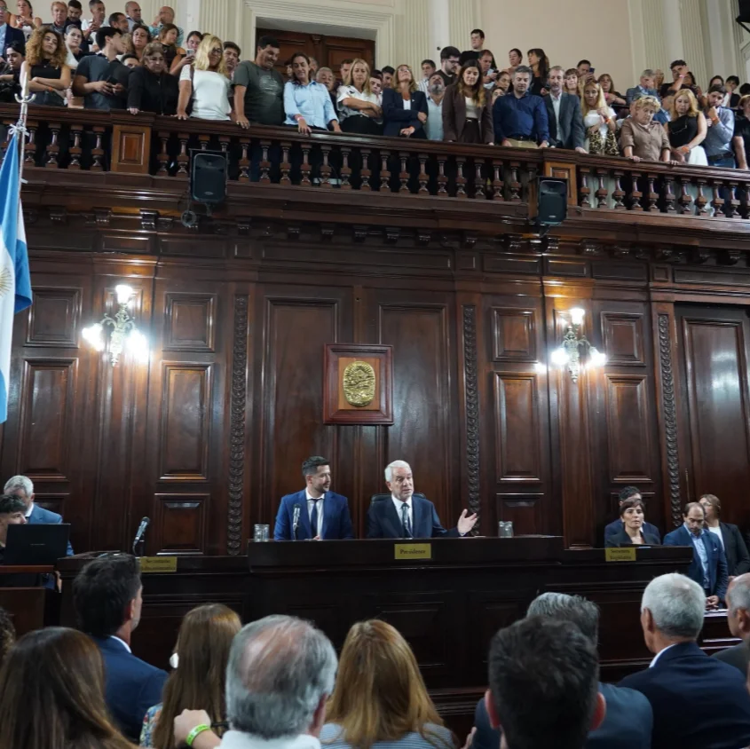 Alak inauguró sesiones en La Plata 2