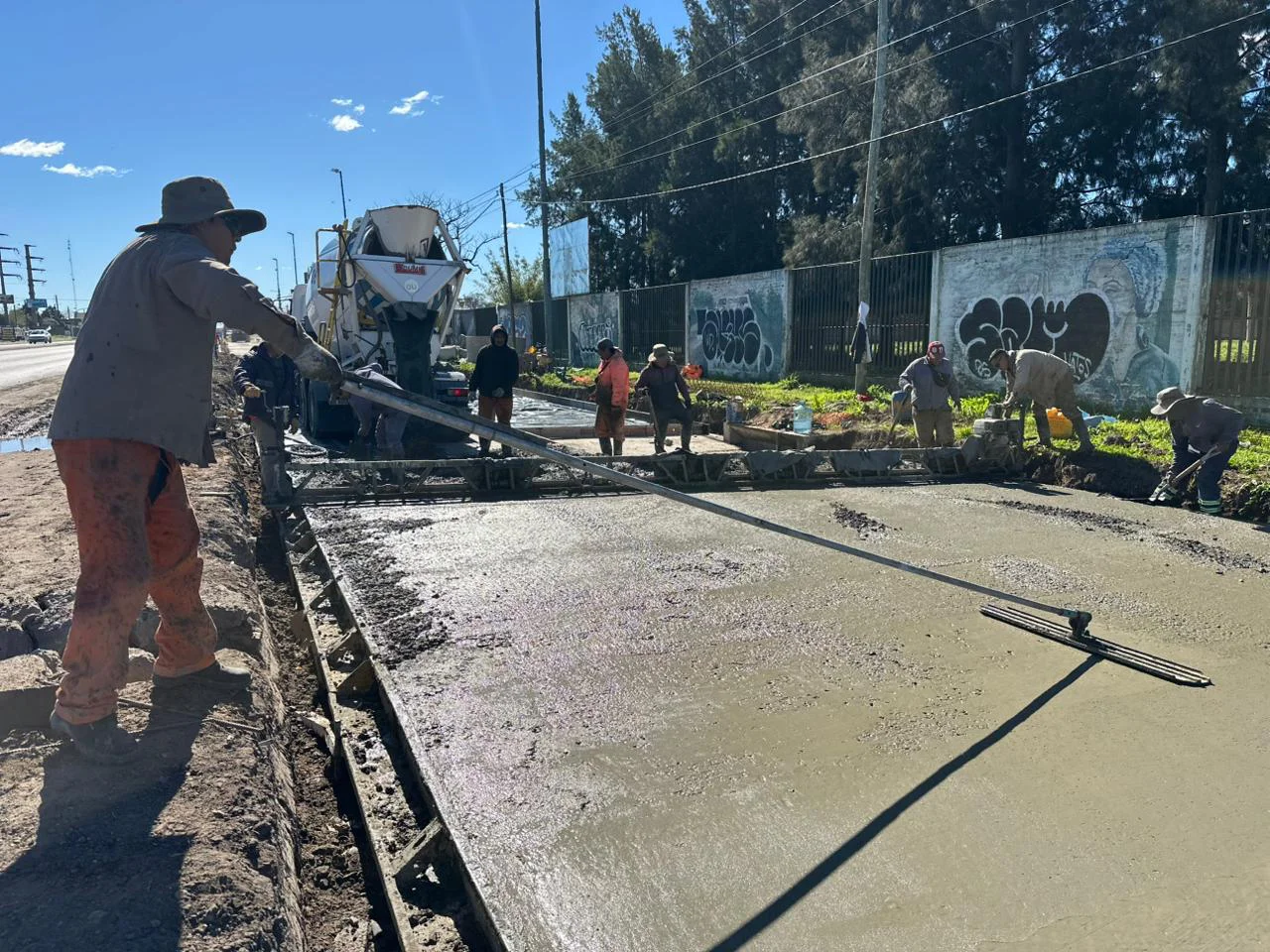 El Municipio avanza con obras viales para mejorar la accesibilidad y la circulación en los barrios de Alte Brown