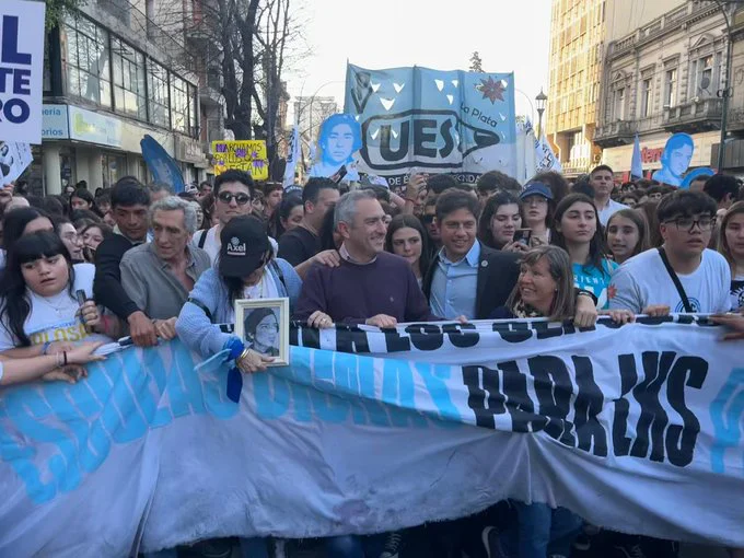 Kicillof Larroque Marcha por la Noche de los Lápices