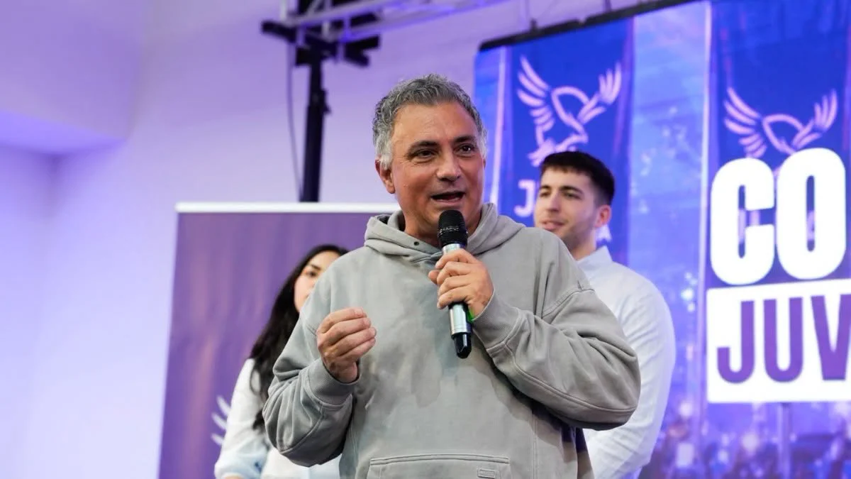 Sebastián Pareja.