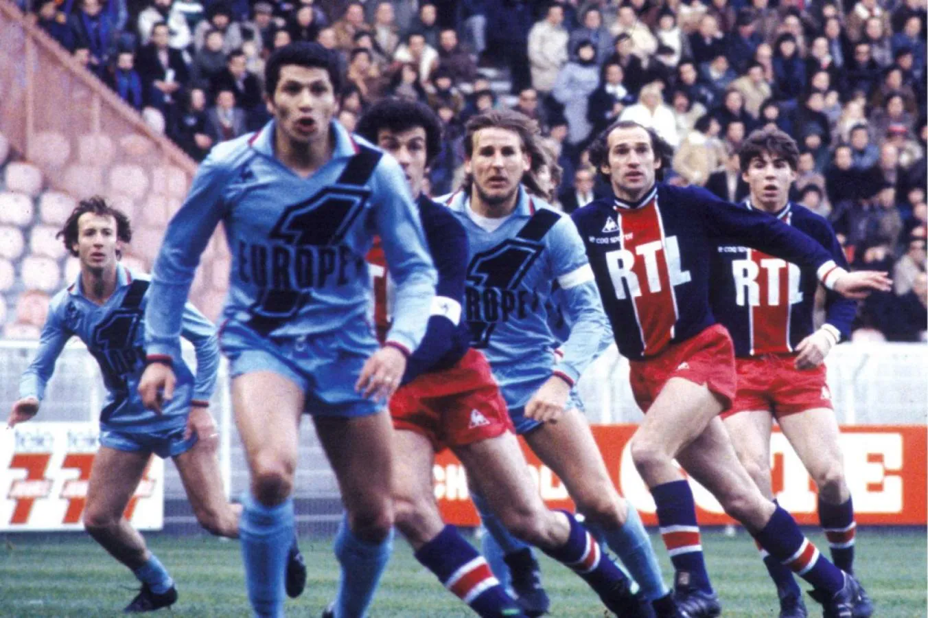 Carlos Bianchi, protagonista del último derby oficial entre el París FC y el PSG en 1978 Carlos Bianchi, protagonista del último derby oficial entre el París FC y el PSG en 1978