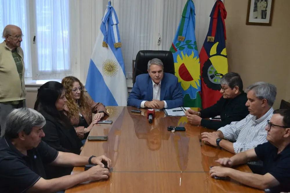 Nuevas obras de iluminación y cordón cuneta para Chacabuco (1)