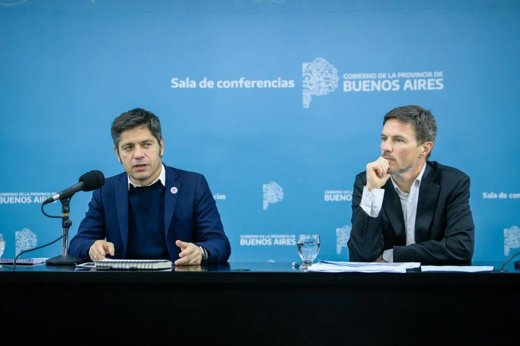 Kicillof y Costa en conferencia de prensa.