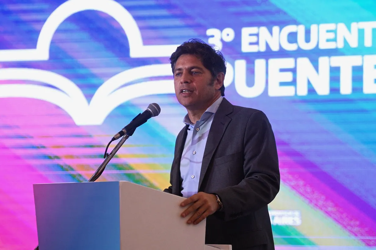 Kicillof: "Mi mejor respuesta a los insultos de Milei es seguir trabajando para defender a los que sufren sus políticas"