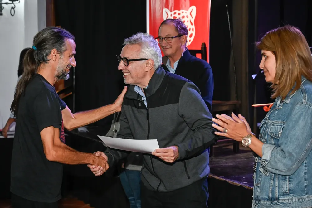 En el Museo de la Reconquista, Julio Zamora reconoció proyectos culturales de artistas locales