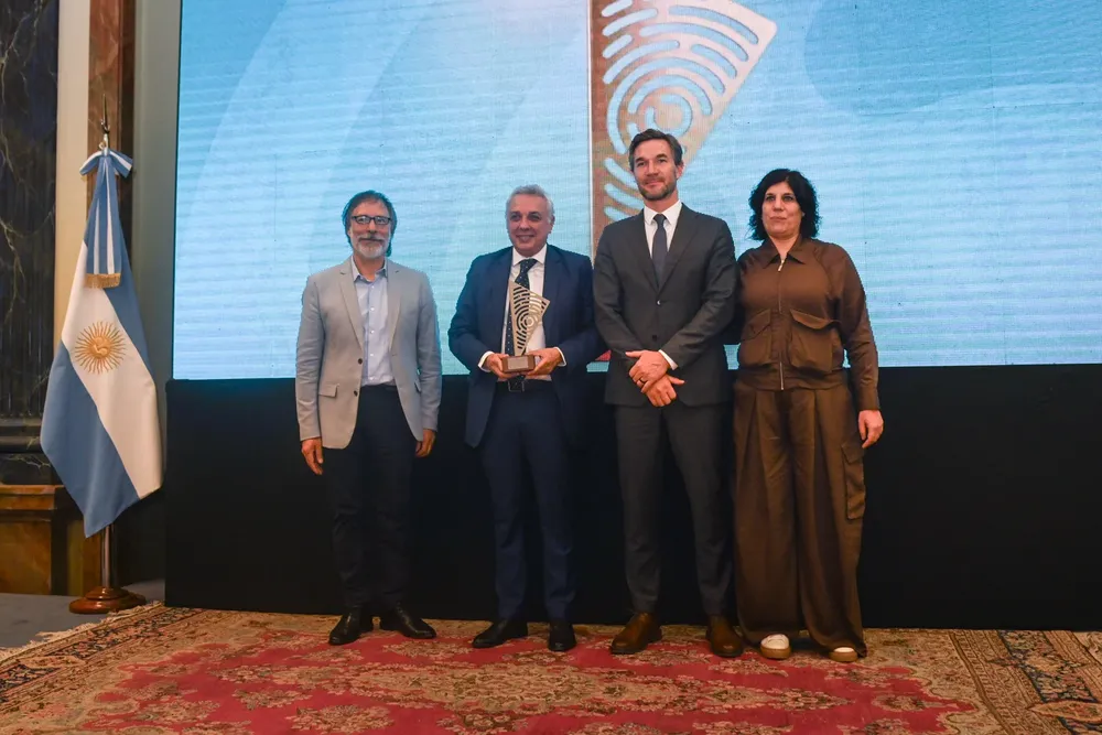 Zamora destacó el alcance de Reciclá tras recibir un premio nacional