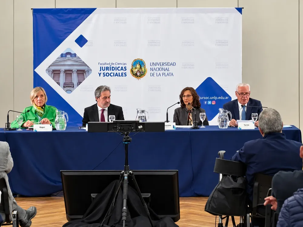 Ramos Padilla y Torres durante la apertura de la II Jornada Latinoamericana de Justicia Electoral y Democracia.