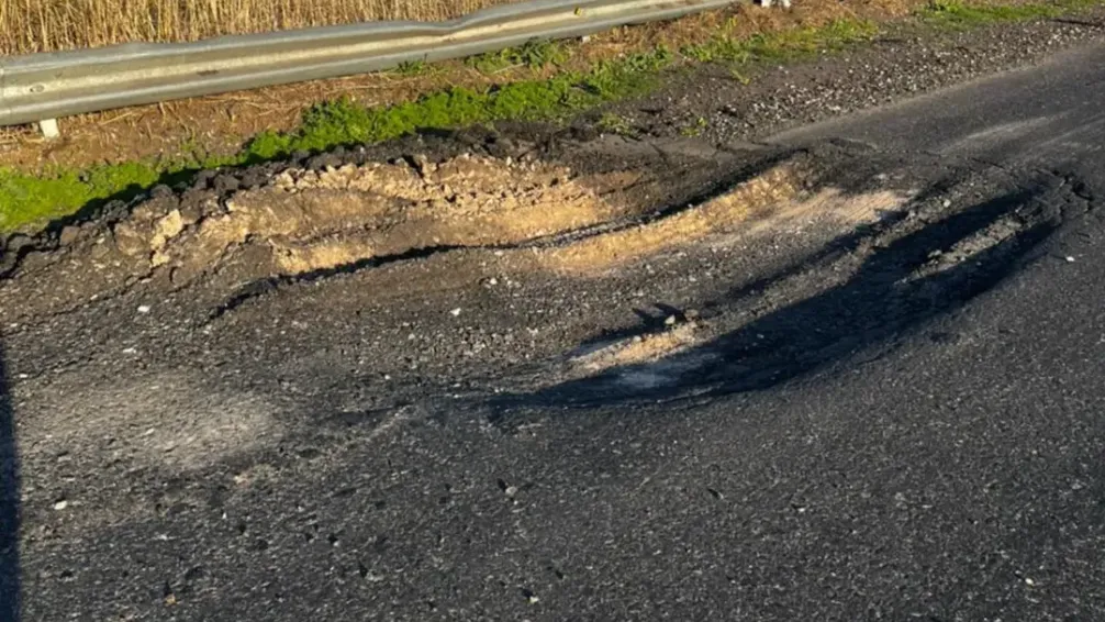 Intendentes reclaman por el estado de Ruta 3