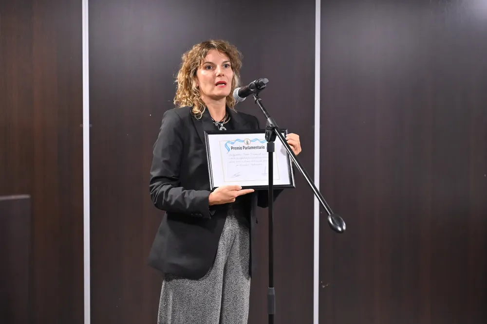 Natalia Dziakowski, diputada bonaerense Natalia Dziakowski, diputada bonaerense