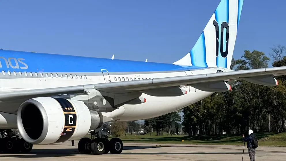 Avión