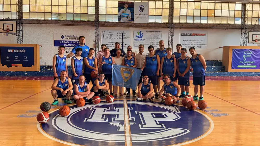 El Municipio recibió a la Selección Argentina de Básquet FADASD rumbo al Mundial 2026